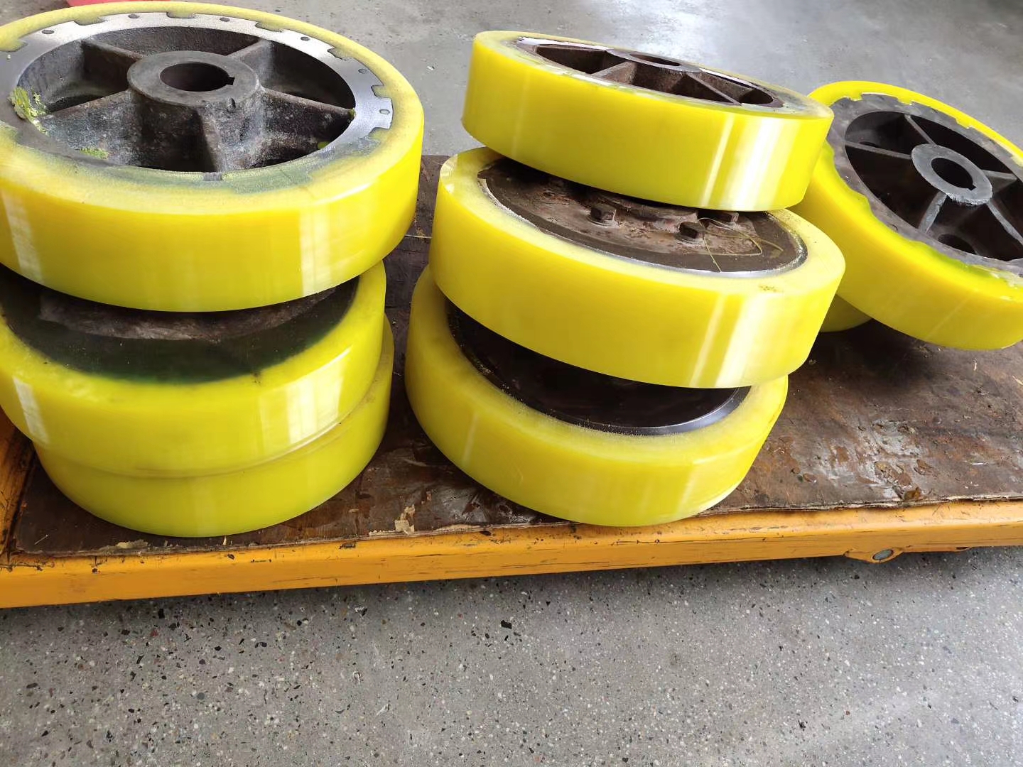 聚氨酯胶轮系列